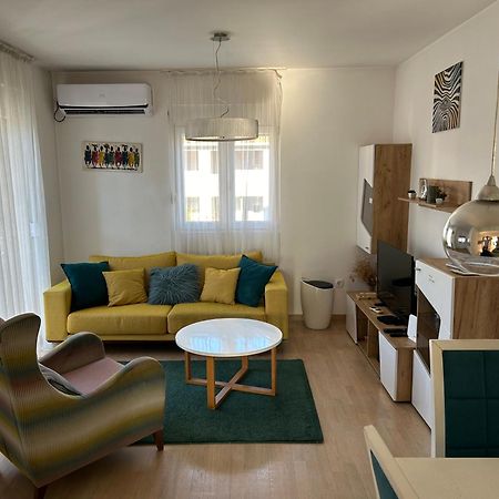 Ana'S 2 Bedrooms Lovely Flat Podgorica Exterior foto